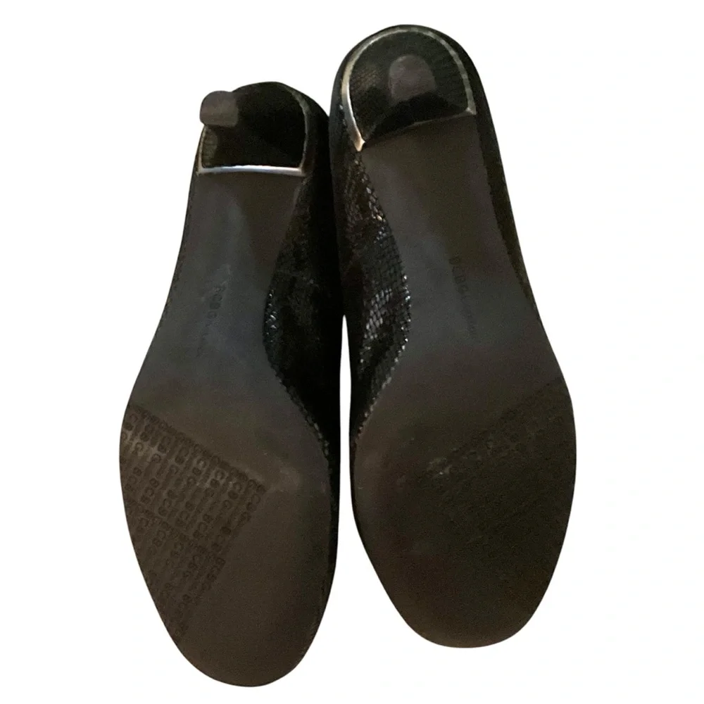 BCBGeneration Gumby Snakeskin Leather Kitten Heel Pumps - Picture 6 of 7